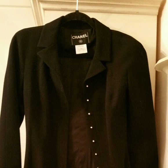 CHANEL Jackets & Blazers - CHANEL 100% Laine wool long black dressy coat